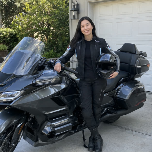 Honda Gold Wing pictured for Nina's vehicle situation