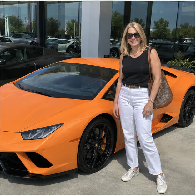 Lamborghini Huracán pictured for Freya's vehicle situation